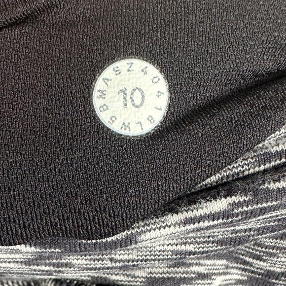 Lululemon Ready To Rulu Leggings 28" - Picture 4 of 5